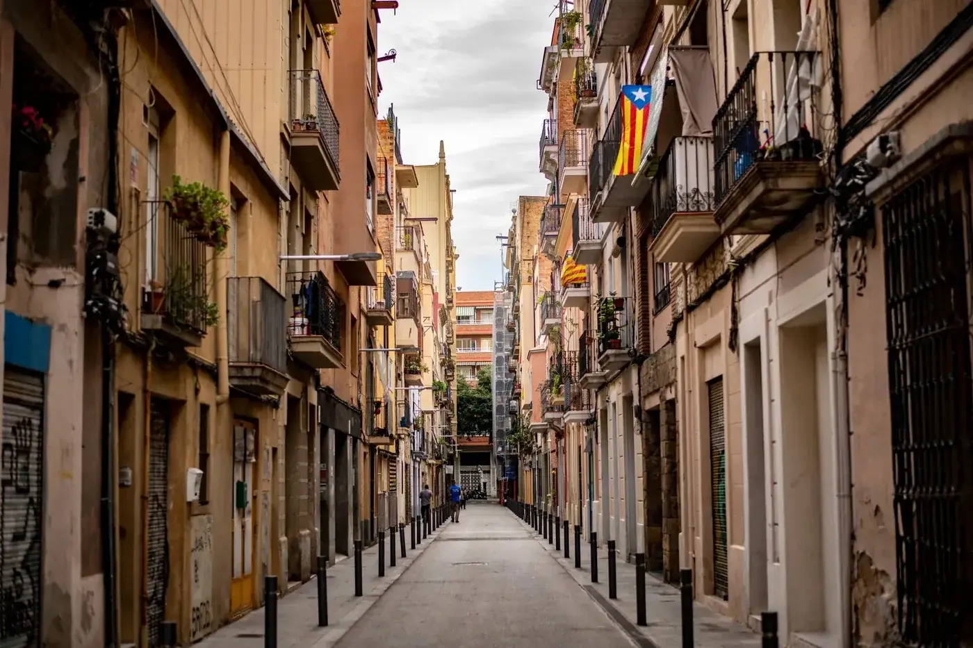 Explore the picturesque balconies and facades of Barcelona's Gothic Quarter.