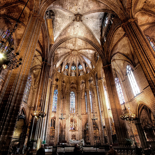 Interieur van de kathedraal van Santa Eulalia in Barcelona