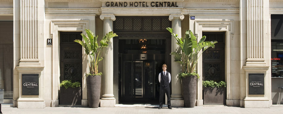 Toegang tot het Gran Hotel Central, Barcelona © Gran Hotel Central